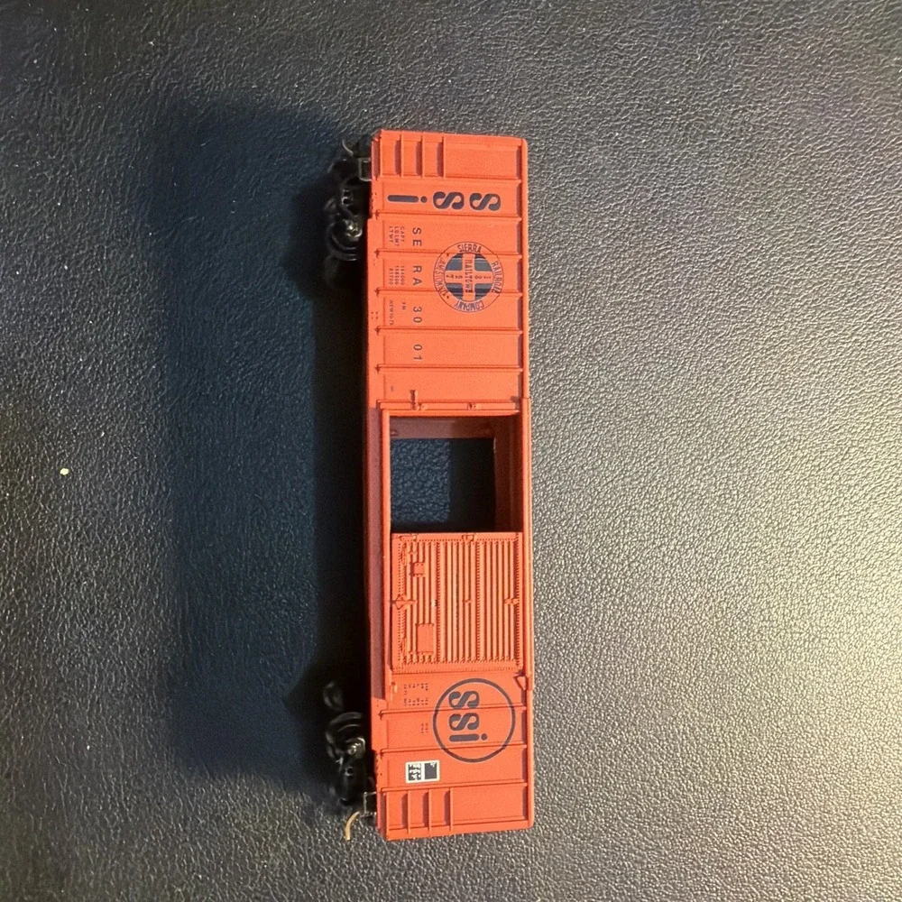 Atlas N scale Sierra Railroad SSI FMC 5077 SD boxcar road #3001